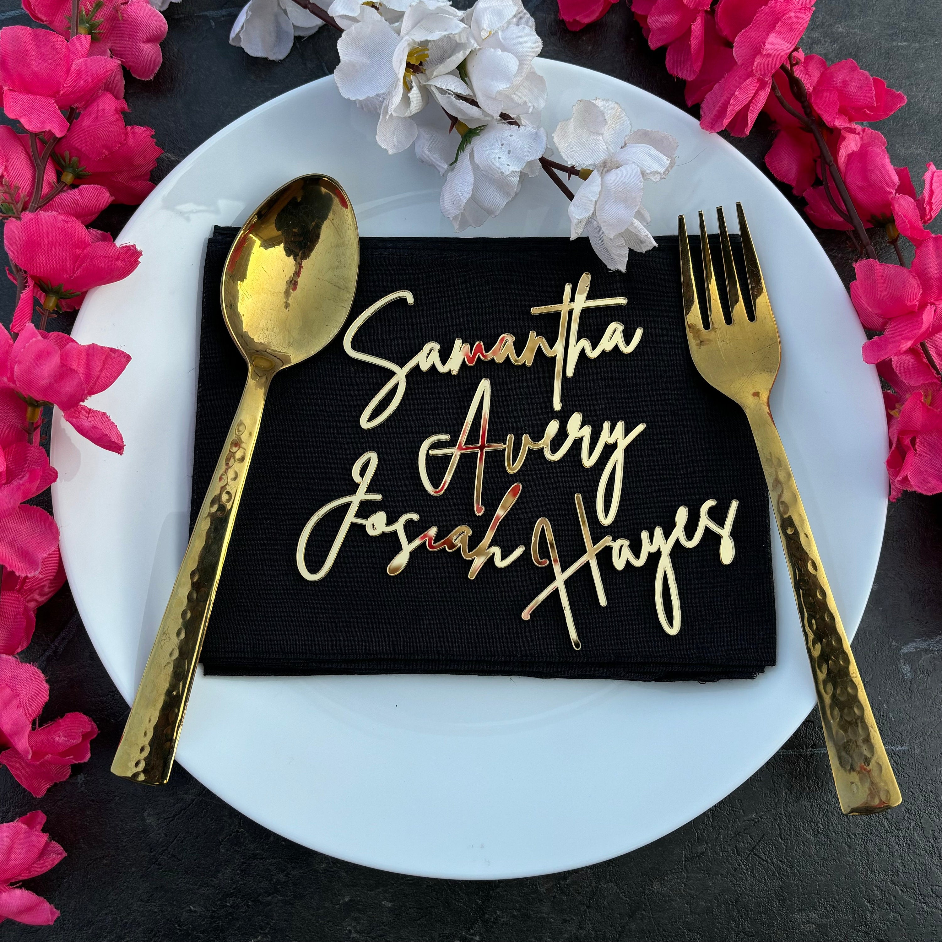 Laser Cut Acrylic Wedding Place Cards: Personalized Name Sign