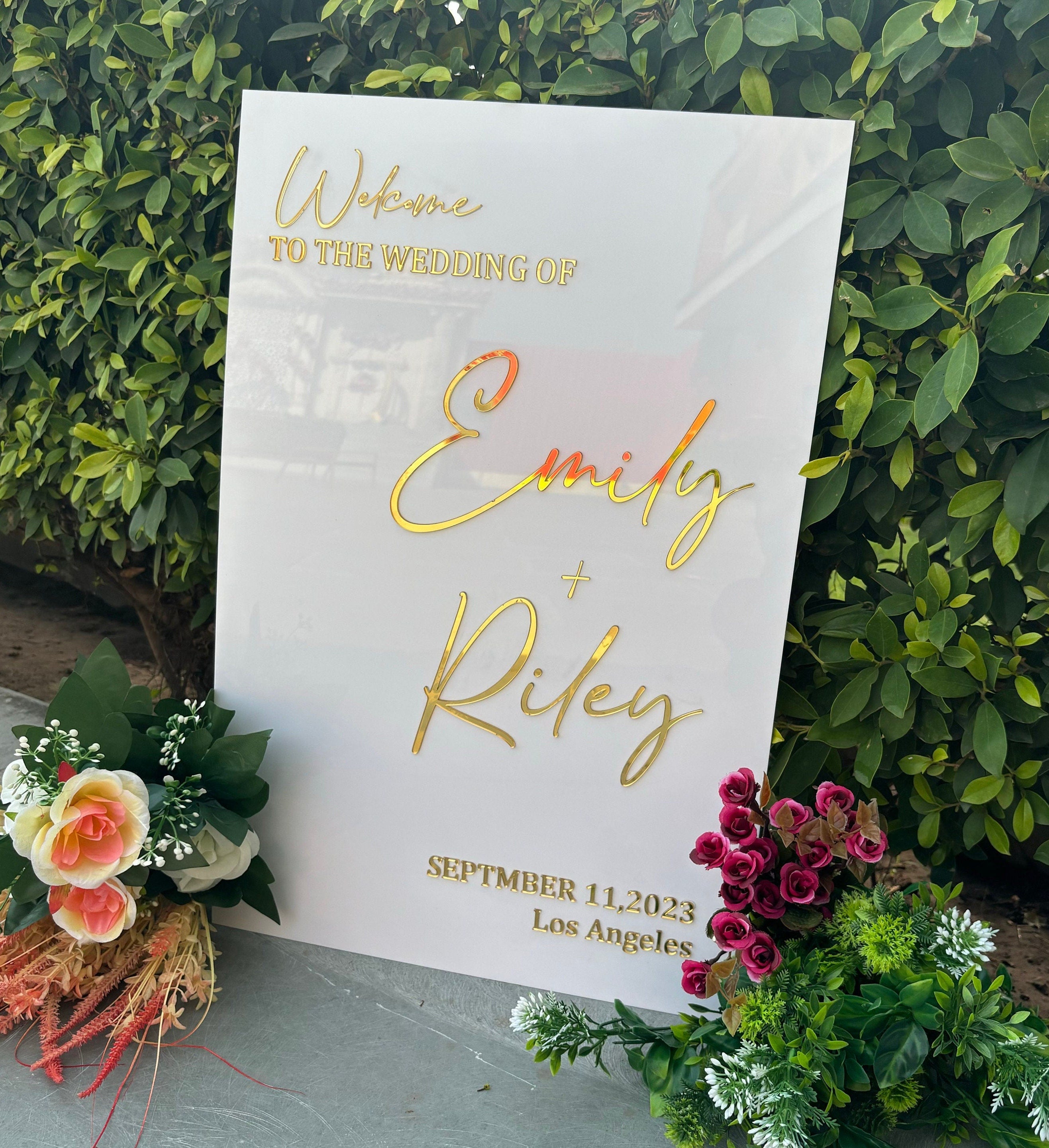 3D Gold Mirror Name White Acrylic Wedding Welcome Sign