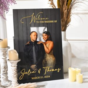 Acrylic Photo Wedding Welcome Sign: Modern Chic Decor